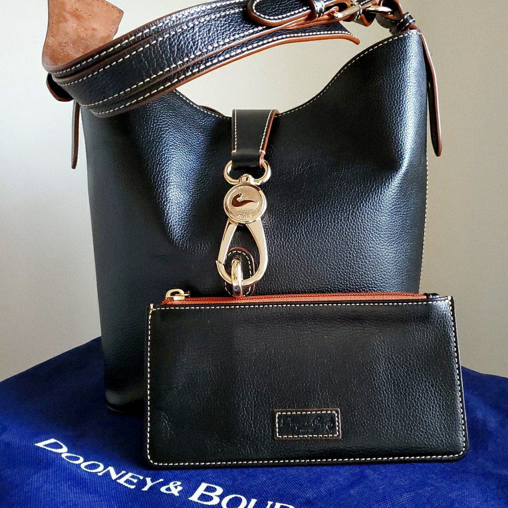 D&B Pebbled Grain Leather Logo Lock Shoulder Bag